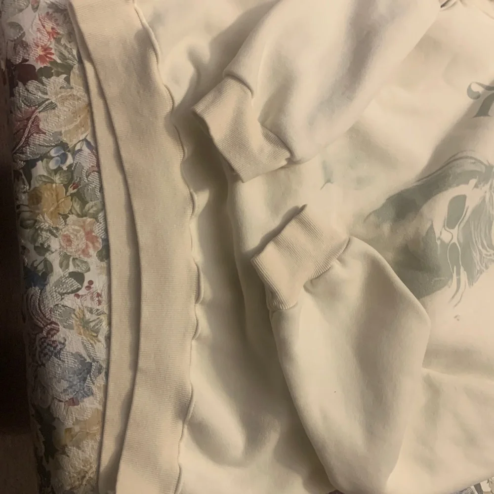 Taylor Swift Cream 1989 Portrait Crewneck Sweater
